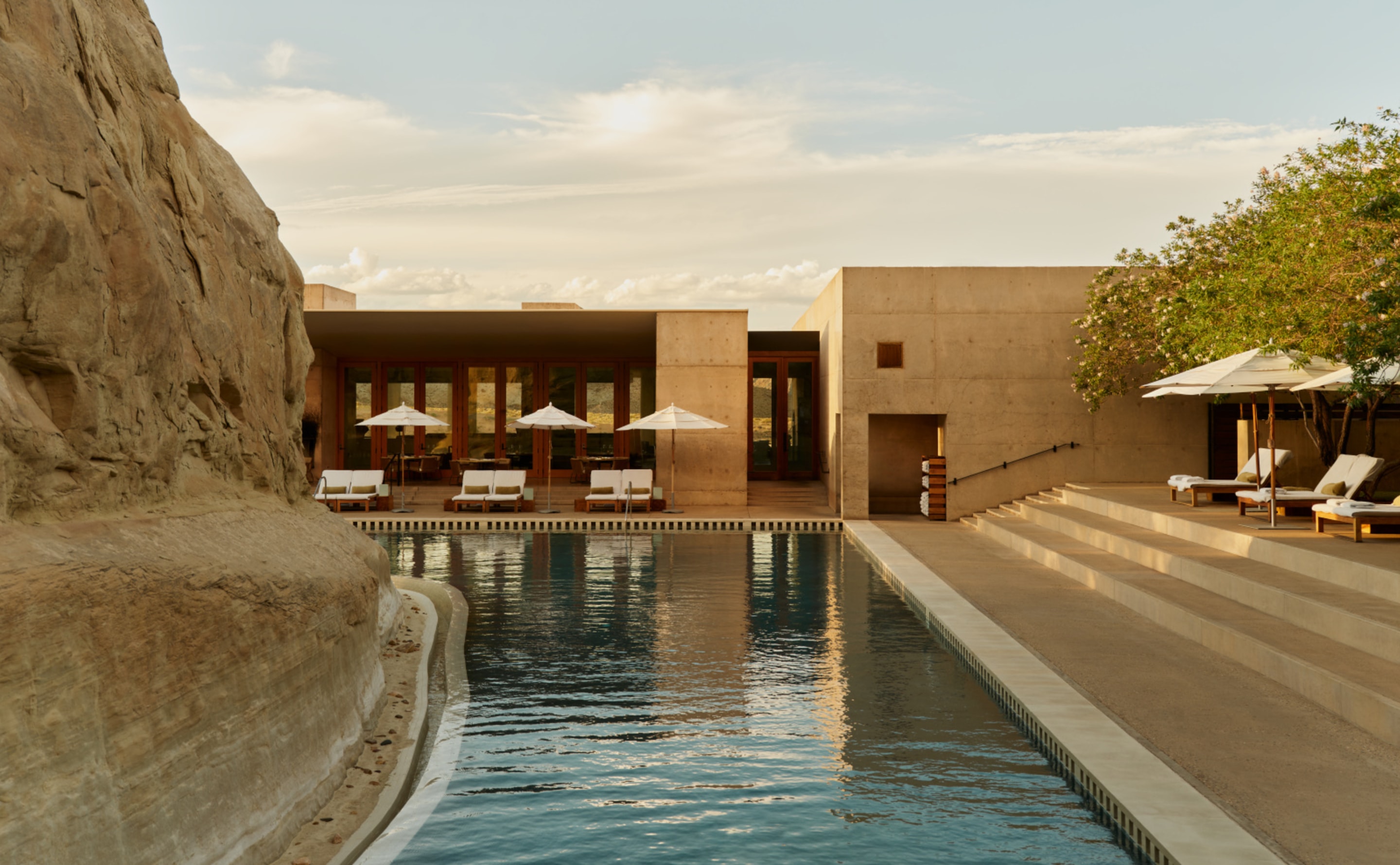 Amangiri resort infinity pool overlooking Utah desert canyon